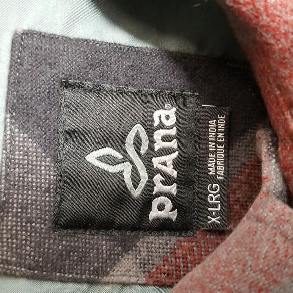 {Prana} The Brayden Long Sleeve Flannel Shirt in Gravel - Picture 11 of 16